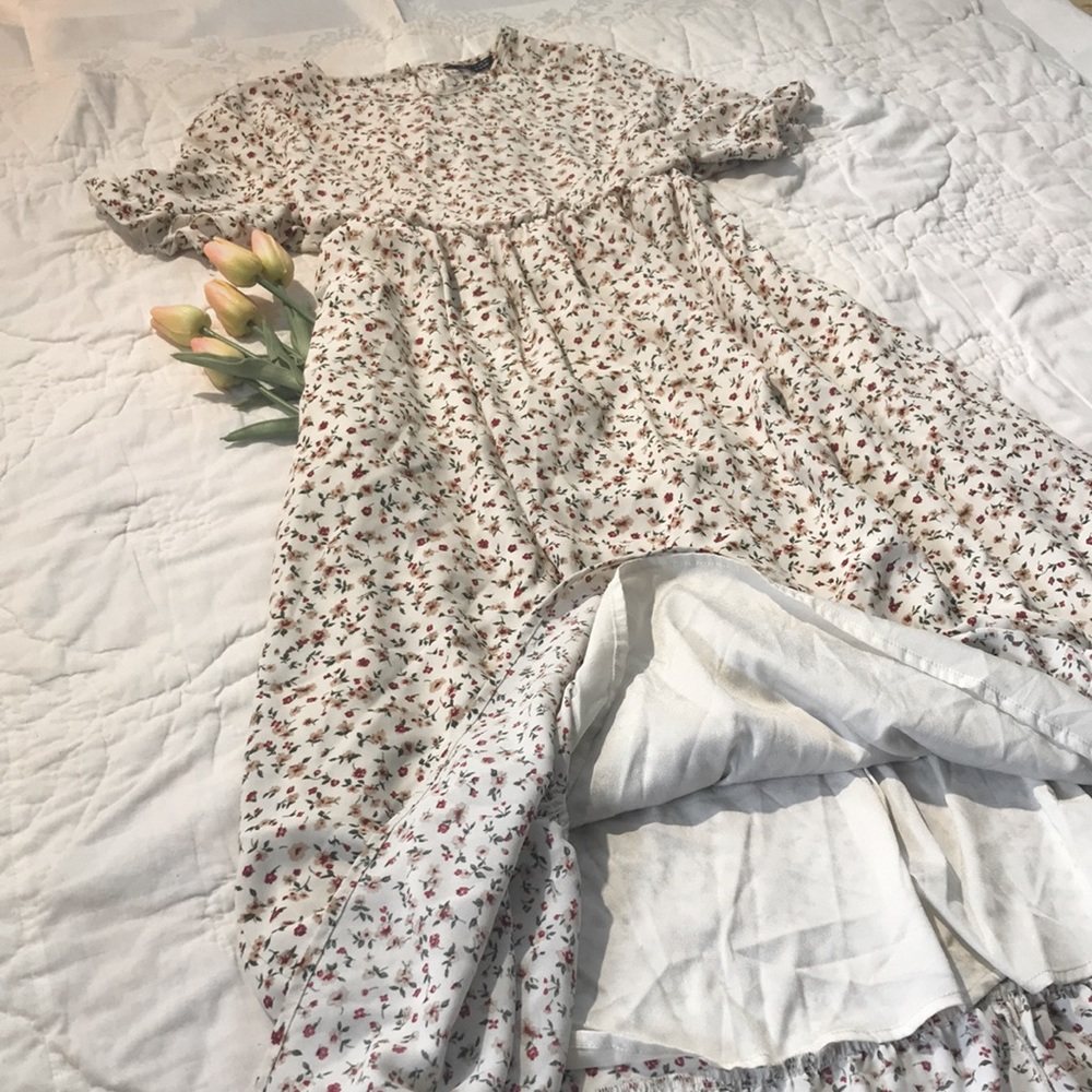 🌷SOLD🌷 SHEIN Ditsy Floral Maxi Dress 🤍 - Picture 5 of 5